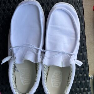 Hey Dude Mens White Casual Shoes